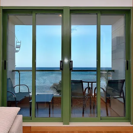 Beach Front Reducto Ace! Apartment *